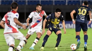 Sudamericana: Nacional Potosí cae ante Sportivo Trinidense y queda en la “cola”