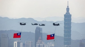 China despliega maniobras militares alrededor de Taiwan y la isla moviliza sus fuerzas
