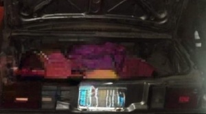 Mujer que fue encontrada sin vida en la maletera de un auto fue estrangulada por su pareja 