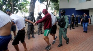 Procesarán a 26 arrestados por ataque a Aduana Santa Cruz, pretendían recuperar 110 Tn de harina de contrabando