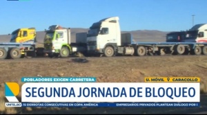Bloqueo en la carretera La Paz-Oruro cumple  su segundo día, no hay salidas de buses desde  la terminal paceña
