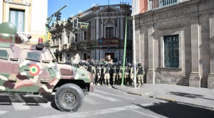  Analistas consideran que el alzamiento  reflejó la fragilidad de la democracia  boliviana y ahondó la polarización