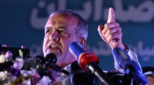 El reformista Pezeshkian gana las elecciones presidenciales iraníes con un mensaje de moderación 1