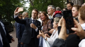  Macron esperará a que se estructure la  nueva Asamblea para decidir sobre el Gobierno 1