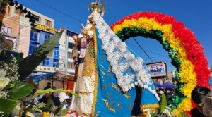 Comienza la entrada de la Virgen del Carmen de la zona 16 de Julio de El Alto