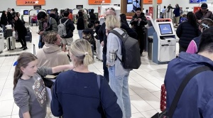   Un fallo informático mundial afecta  a numerosas empresas y paraliza aeropuertos
