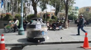 La marcha cobista ya está en el centro paceño, hay tanques  de agua y baños móviles en la plaza Murillo e inmediaciones 1