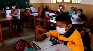 Instruyen el retorno a clases presenciales en La Paz con medidas preventivas 1