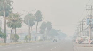 Santa Cruz registra contaminación “extremadamente mala” y ordena clases virtuales este martes y miércoles 1