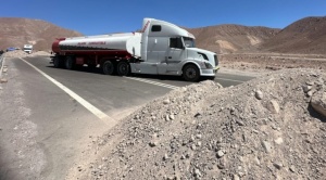 Cancillería logra flexibilizar el bloqueo en Arica para el paso de cisternas tras diálogo entre Arce y Boric 1