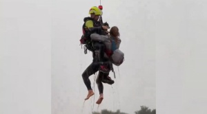 En una de las mayores tragedias naturales en España, mueren 95 personas por inundaciones 1