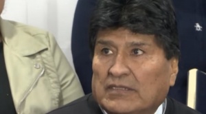 Morales pide a funcionarios jerárquicos  gubernamentales renunciar a sus cargos 1