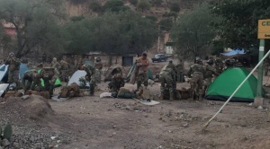 A tres días del desbloqueo en Parotani, policías y militares continúan resguardando la zona 1