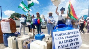 Falta de combustible causa protestas en Santa Cruz; suspensión de los Pumas y recojo de basura en La Paz 1