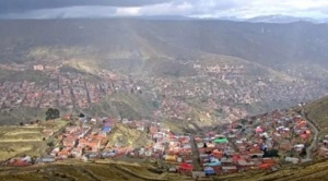 Aumenta caudal del río Choqueyapu en 30 cm tras lluvia y granizo del martes 1