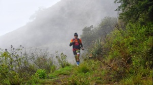 Jorge Franco y Jenny Yana ganan la temporada 2024 de Skyrunning Bolivia 1