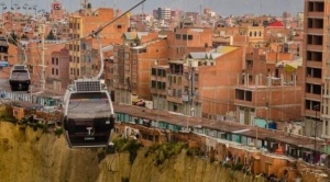 Alcaldía de El Alto notificará por segunda vez a amautas que tienen sus casetas al borde de la Av. Panorámica  1