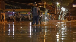 Desborde del río Chijllawiri provocó inundaciones en Colcapirhua; el Gobierno inicia con la limpieza 1