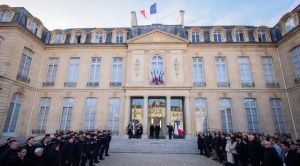 Francia dedica un día de luto nacional a la isla Mayotte, afectada por el devastador ciclón Chido 1