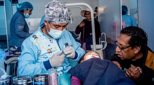 Clínica Unifranz regaló más de 500 tratamientos dentales a personas de bajos recursos en El Alto 1