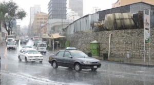 Senamhi emite alertas por lluvias en cinco departamentos y desbordes de ríos en todo el país 1