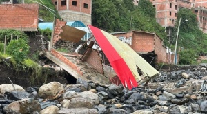 Desborde de ríos en Quime: Policía envía bomberos y familias piden ayuda urgente 1