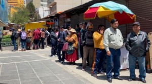 Largas filas en el Serecí: ciudadanos esperan más de 4 horas para obtener certificados de nacimiento 1