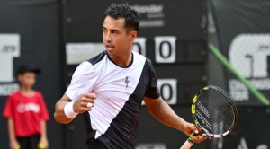 Tenis: Hugo Dellien avanza en Brasil, su hermano Murkel espera y Prado cae 1