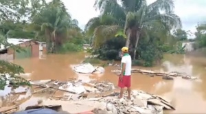 Alcaldía de Cobija declara “alerta roja” por inundación que afectó a unas 100 familias 1