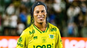 Etcheverry anuncia la llegada a Bolivia del astro mundial Ronaldinho Gaucho 1