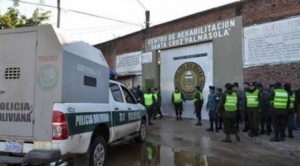 Pelea entre reclusos de Palmasola deja, al menos, cuatro heridos y la policía intervino el penal  1