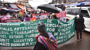 Tras paro, sectores insisten en derogar norma confiscatoria y prevén más movilizaciones; Gobierno lo ve innecesario 1