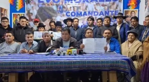 Evistas de La Paz anuncian renuncia masiva al MAS desde este lunes 1