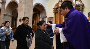 Moseñor Juan Carlos Huaygua, Obispo de Coroico explica el significado del miércoles de ceniza y el inicio de la Cuaresma 1