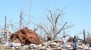 Tormentas y tornados en EEUU dejan 40 muertos y causan daños devastadores 1