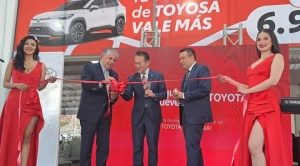 TOYOSA regresa a la zona Sur de La Paz con un nuevo showroom en la Curva de Holguín 1