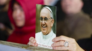 El papa se asomará este domingo desde la ventana del hospital, la primera aparición desde su ingreso 1