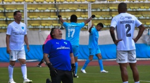 Bolívar 2004 golea como si los años no hubieran pasado 1