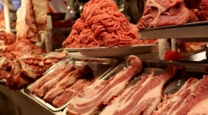 Gobierno y Contracabol acuerdan mantener la restricción a la exportación de carne  1