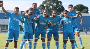 San Antonio derrota a Independiente, Otazú ayuda con tres goles 1