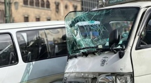 Colisión múltiple en el centro paceño deja una mujer fallecida y una adolescente herida 1