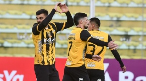 The Strongest vuelve a ser eficaz en ataque y golea a San Antonio  1