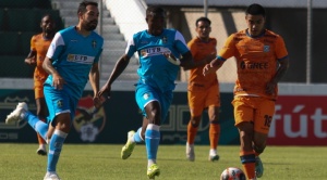 San Antonio y Blooming empatan un partido que lo pudo ganar cualquiera  1