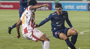 Guabirá vence en Sucre a Independiente con un lindo gol de tiro libre 1