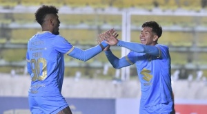 Bolívar hace tres goles en el primer tiempo y liquida a Blooming 1