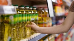 Gobierno e industria oleaginosa acuerdan aumentar en 50% la oferta de aceite y activar puentes aéreos para garantizar el abastecimiento 1