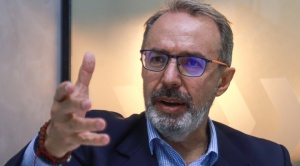 Exvocero presidencial dice que Arce antepuso su pelea con Morales a necesidades de Bolivia