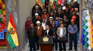 Gobierno determina incremento del 10% al salario mínimo nacional y 5% al haber básico para 4 sectores 