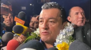 Fernández presenta al gremialista alteño Felipe Quispe como su candidato a vicepresidente