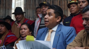  Asesor legal de Andrónico considera  que freno a inscripción es porque  se busca forzar “candidatura única”